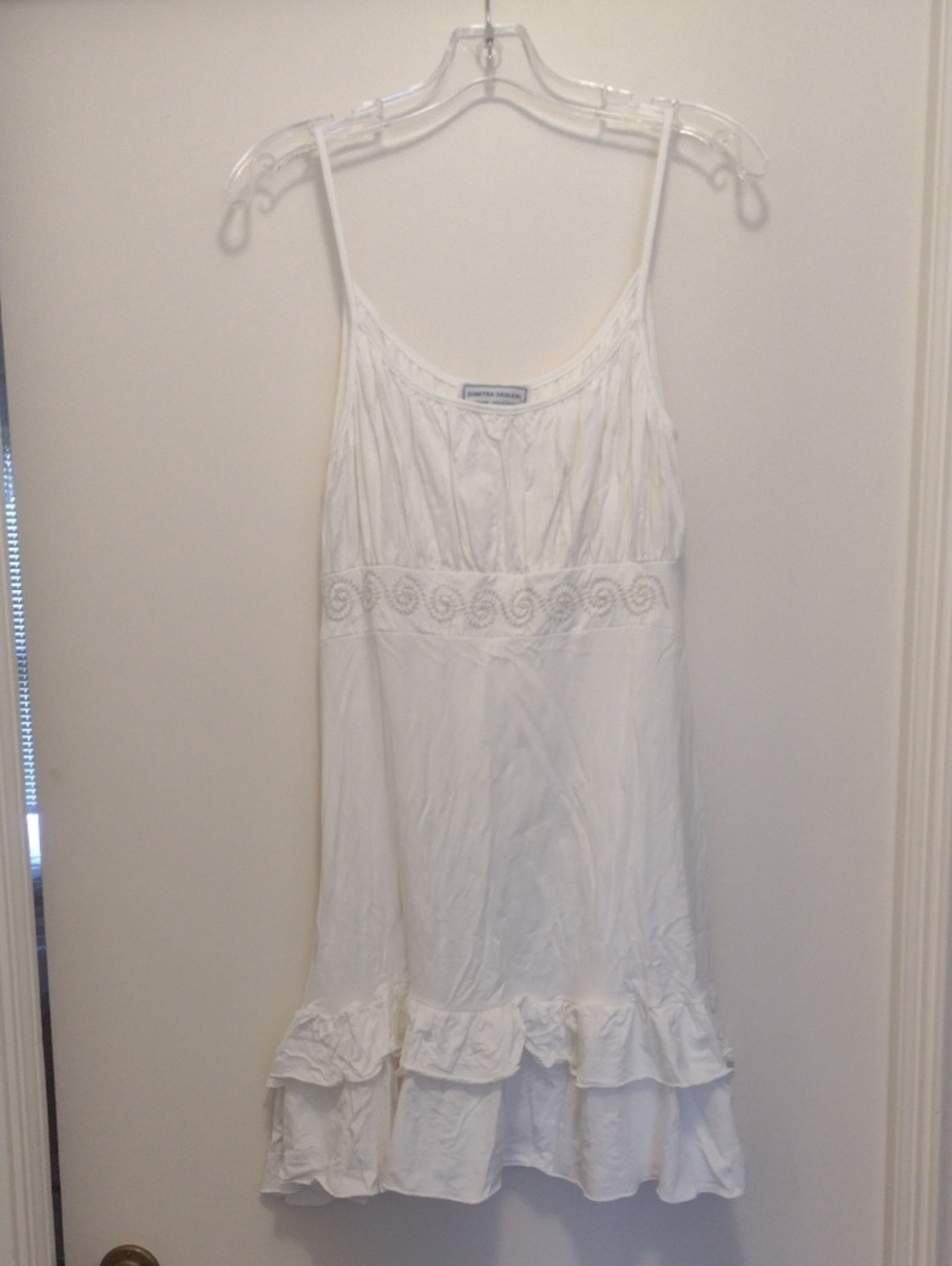 Dimitra Degleri White Sleeveless Ruffle Dress (J844)